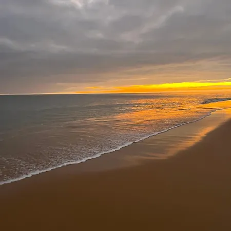 Casa Delsue House By The ヴィーラ・ノーヴァ・デ・カセラ